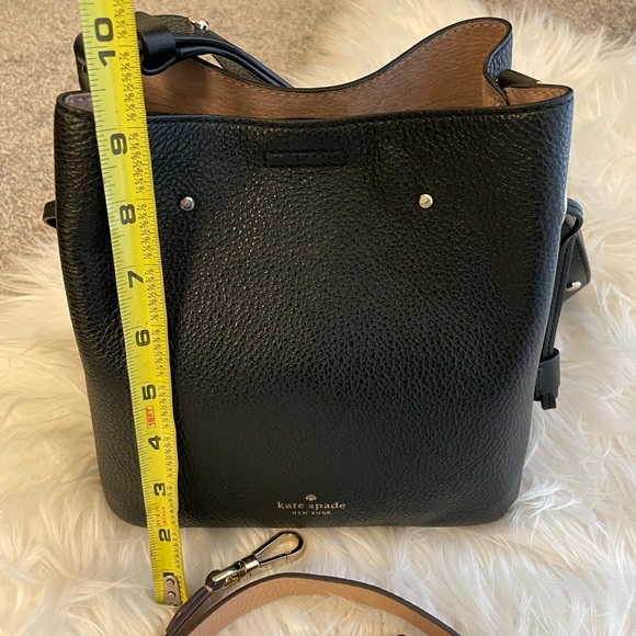 Kate Spade Purse - Picture 3 of 5